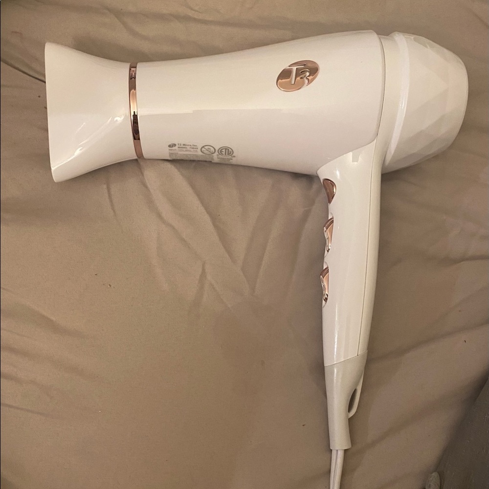 T3 blow dryer